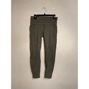 Athleta Excursion Tight Jogger in Green Size Medium